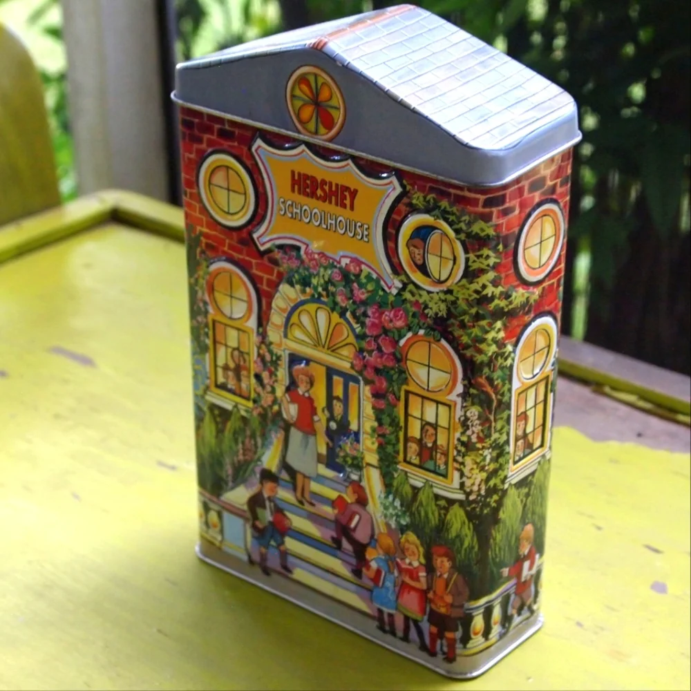 Vintage Hershey Tin Schoolhouse Hershey's Village Series Canister 2000 Holiday